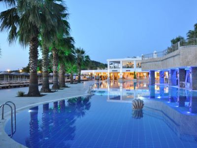 Kairaba Blue Dreams Resort & SPA 5*