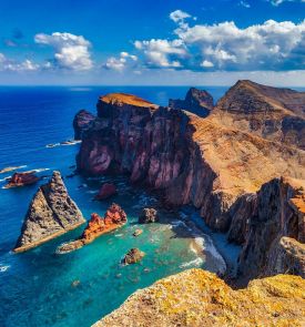 Madeira - įspūdingo kraštovaizdžio ir kontrastų sala