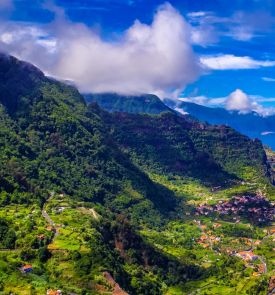 Madeira - įspūdingo kraštovaizdžio ir kontrastų sala