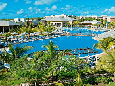 Playa Paraiso Resort & Suite 4+*